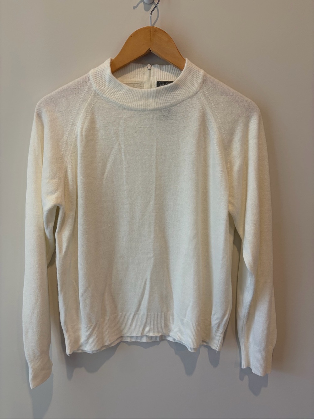 Designers Originials Cream Turtleneck Sweater Acrylic L